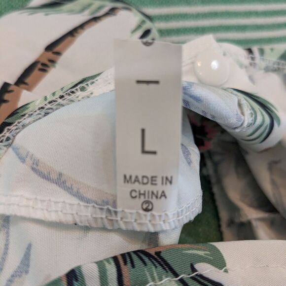 2/$10🐾 New Size Large Tropical Hawaiian Dog Shirt - Cat Shirt 🐾 - Picture 9 of 9